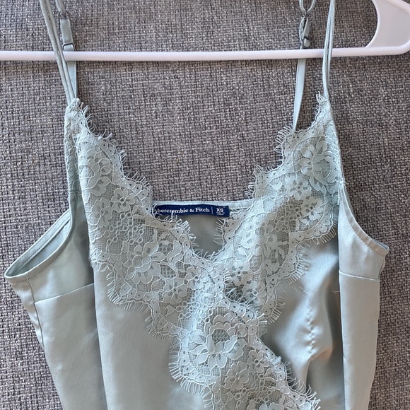 Abercrombie body suit XS - Picture 3 of 3